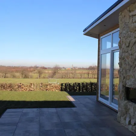 In With Outdoor Fireplace * Bemelen