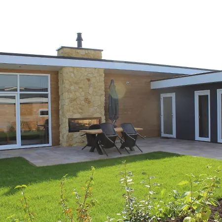 Vakantiehuis In With Outdoor Fireplace