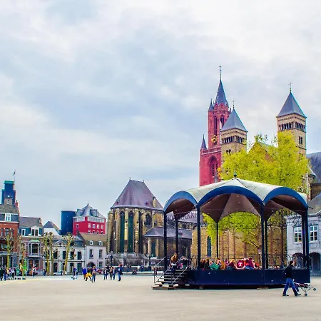 In With Outdoor Fireplace