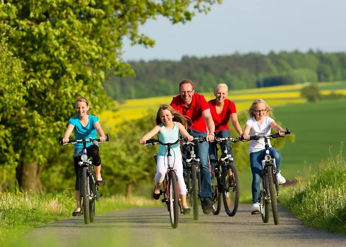 Feriehus In With Outdoor Fireplace