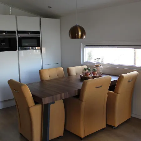 In With Outdoor Fireplace * Bemelen