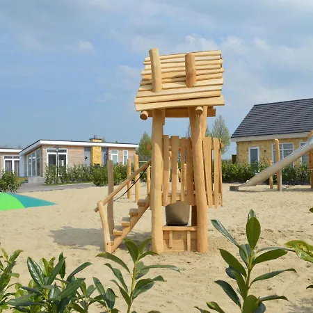 In With Outdoor Fireplace بيت للعطل *