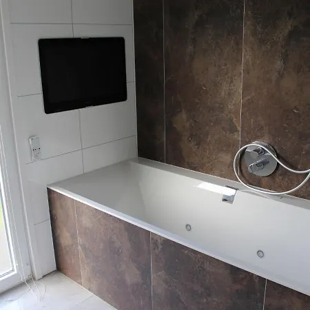 In With Outdoor Fireplace Сasa de vacaciones Bemelen