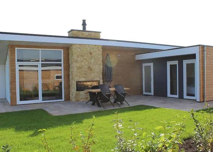 Holiday home In With Outdoor Fireplace